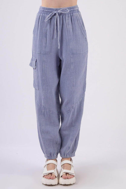 Very J Washed Woven Crinkle Gauze Cargo Pants for Women - Selvanelle