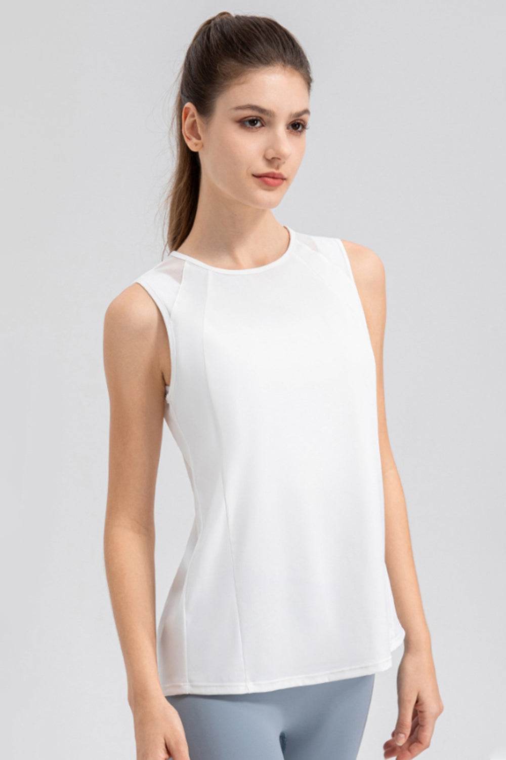Round Neck Wide strap Active Tank - Selvanelle