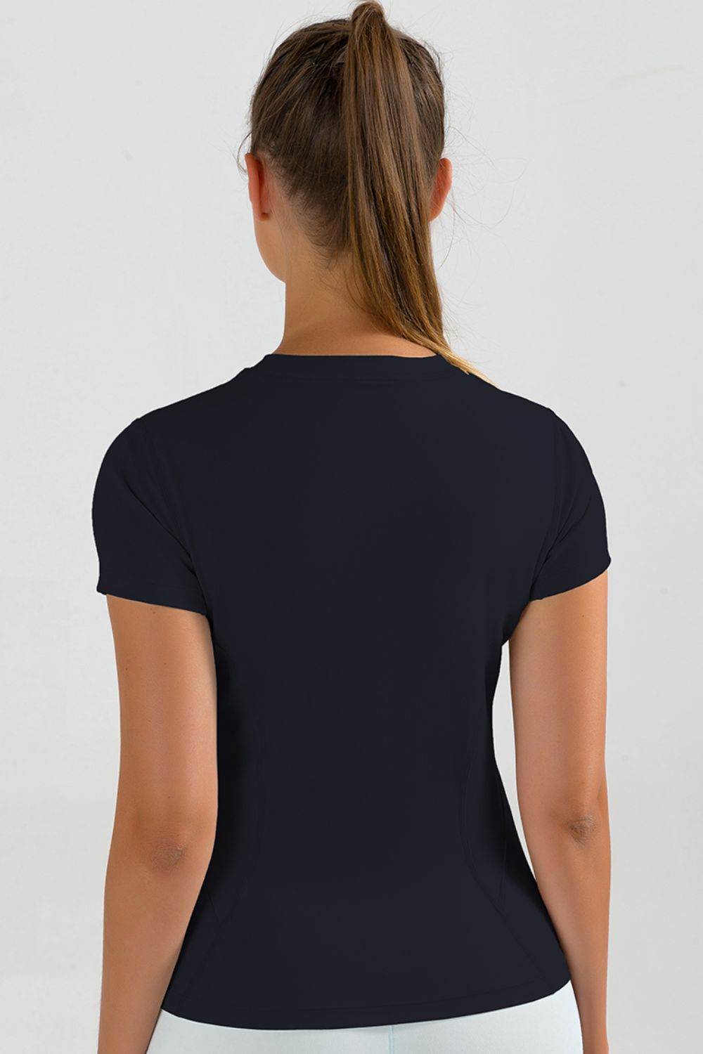 Round Neck Short Sleeve Sports T-Shirt - Selvanelle