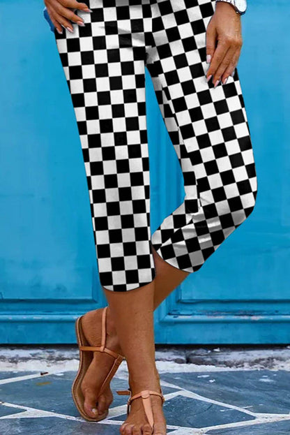 Stylish Checkered Skinny Capris for Women in Various Sizes - Selvanelle