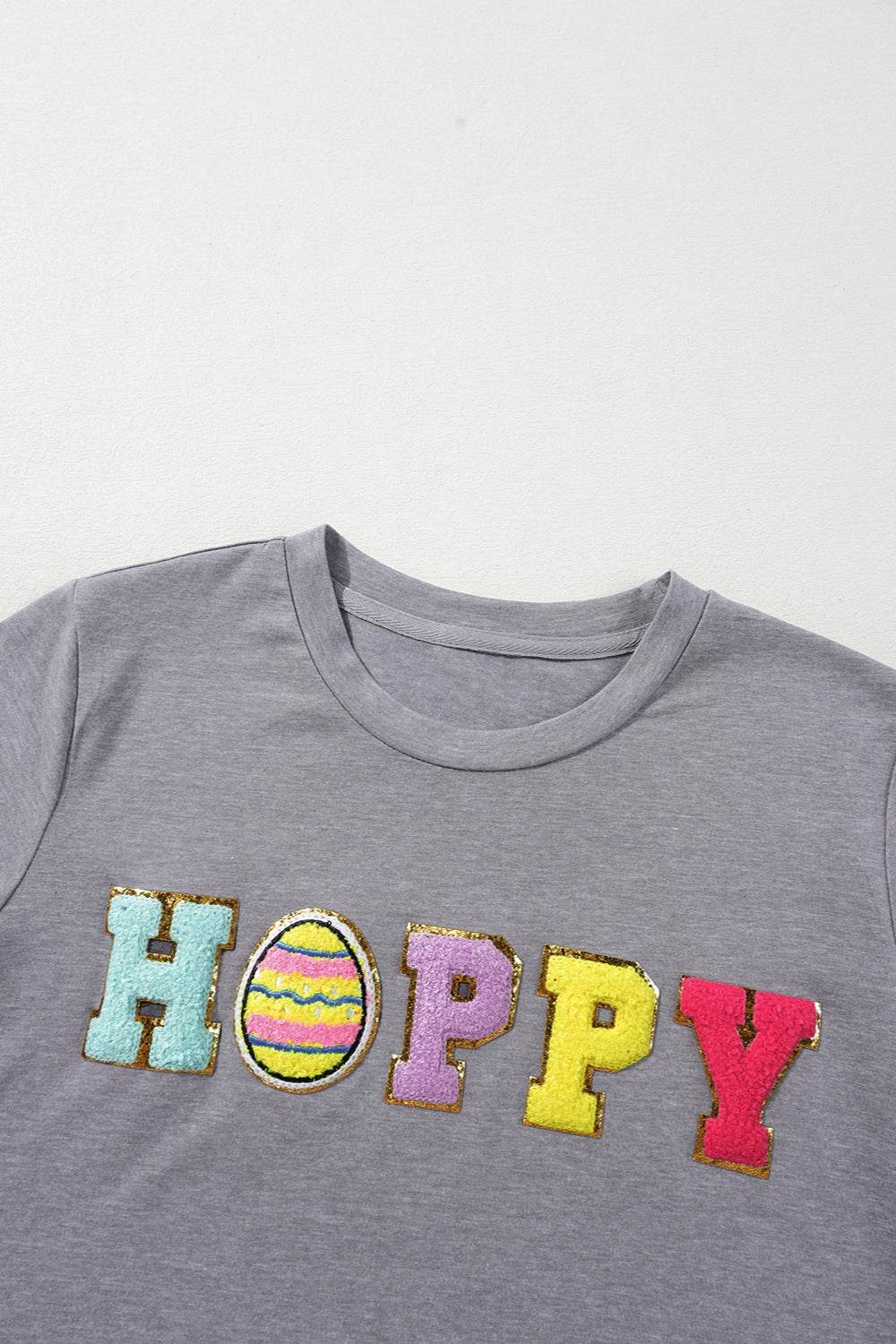 HOPPY Chenille Patch Round Neck Short Sleeve T-Shirt - Selvanelle