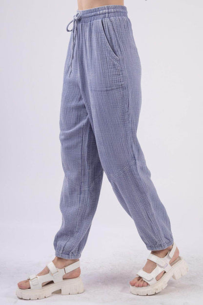 Very J Washed Woven Crinkle Gauze Cargo Pants for Women - Selvanelle
