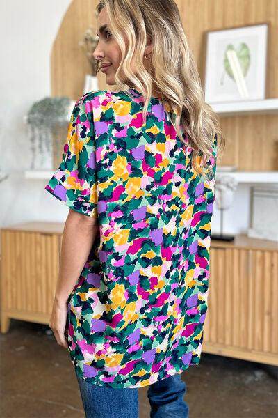 Double Take Full Size Printed V-Neck Short Sleeve Top - Selvanelle