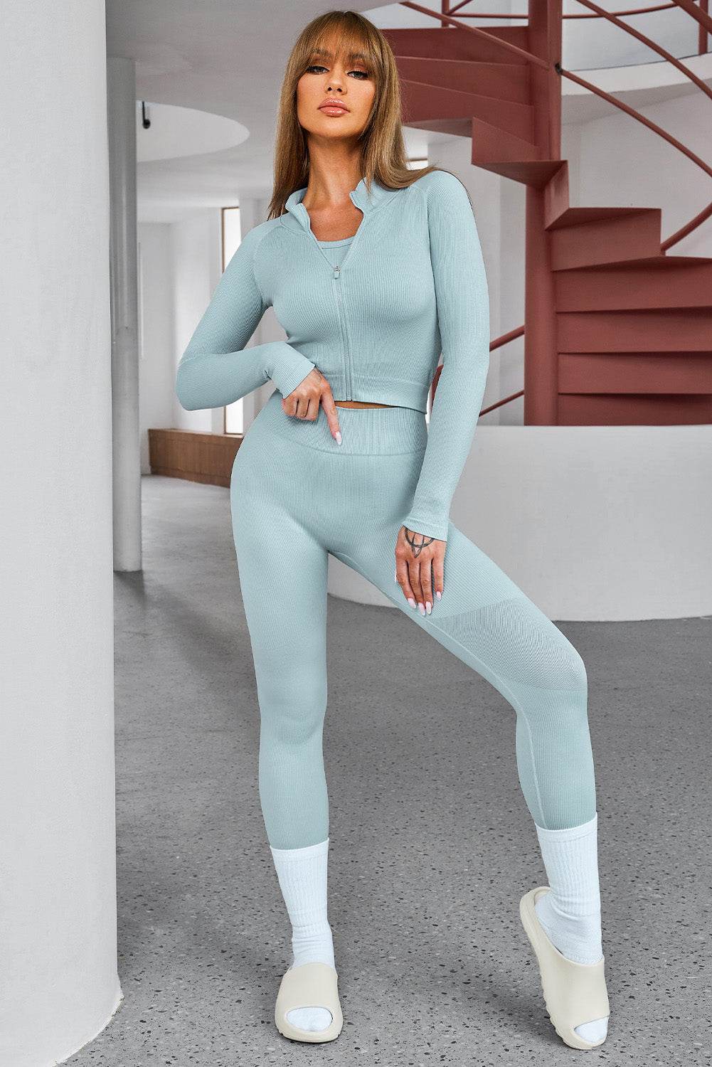 Tank Cropped Active Top and Pants Set - Selvanelle