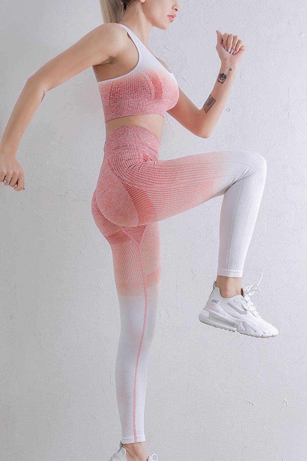 Gradient Sports Bra and Leggings Set - Selvanelle