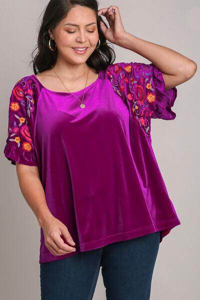 Umgee Full Size Velvet Embroidery Short Sleeve Blouse for Women - Selvanelle