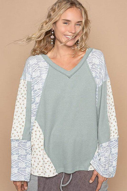 POL Lace Floral Round Neck Knit Top for Elegant Style - Selvanelle