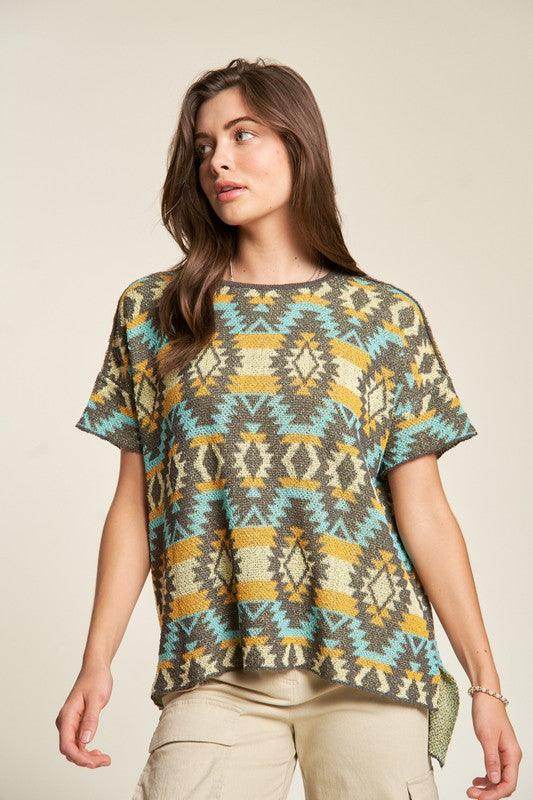 Davi & Dani High-Low Geometric Round Neck Knit Top Stylish - Selvanelle