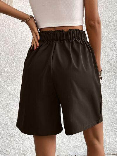 Pocketed Half Elastic Waist Shorts with Side Pockets - Selvanelle