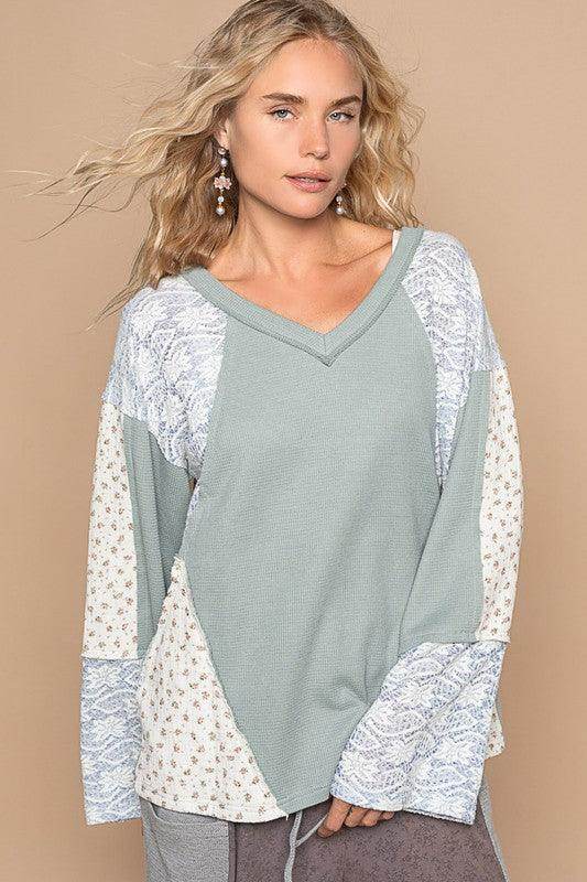 POL Lace Floral Round Neck Knit Top for Elegant Style - Selvanelle